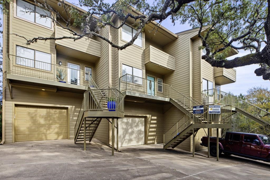342 Harbor Drive