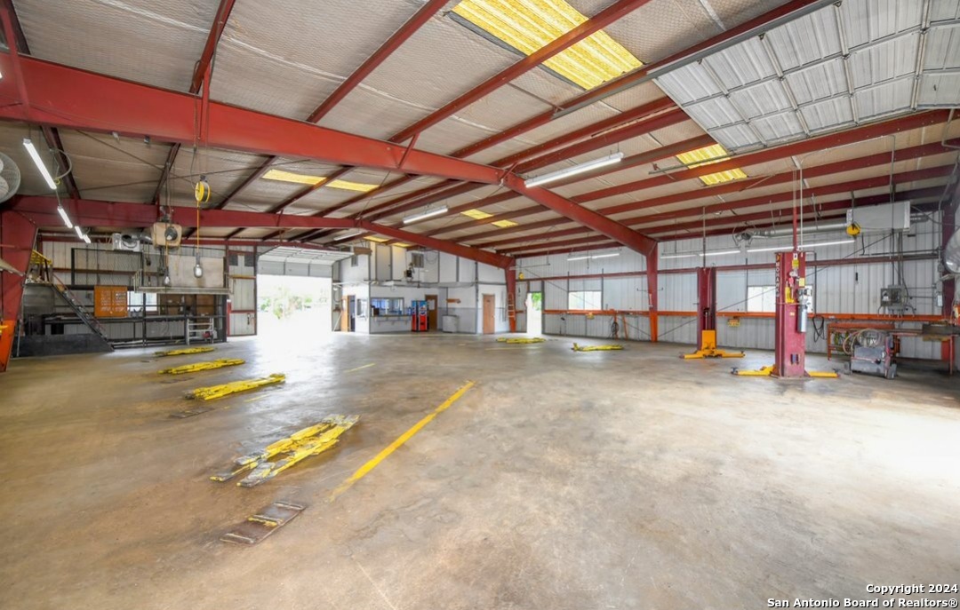 3783 ROOSEVELT AVE