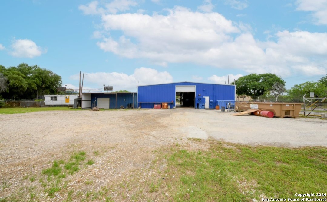 3783 ROOSEVELT AVE