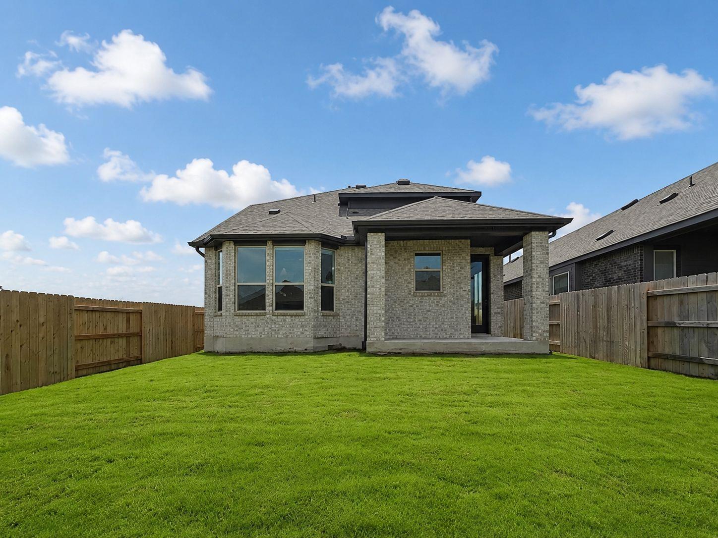 200 Bay Breeze DR