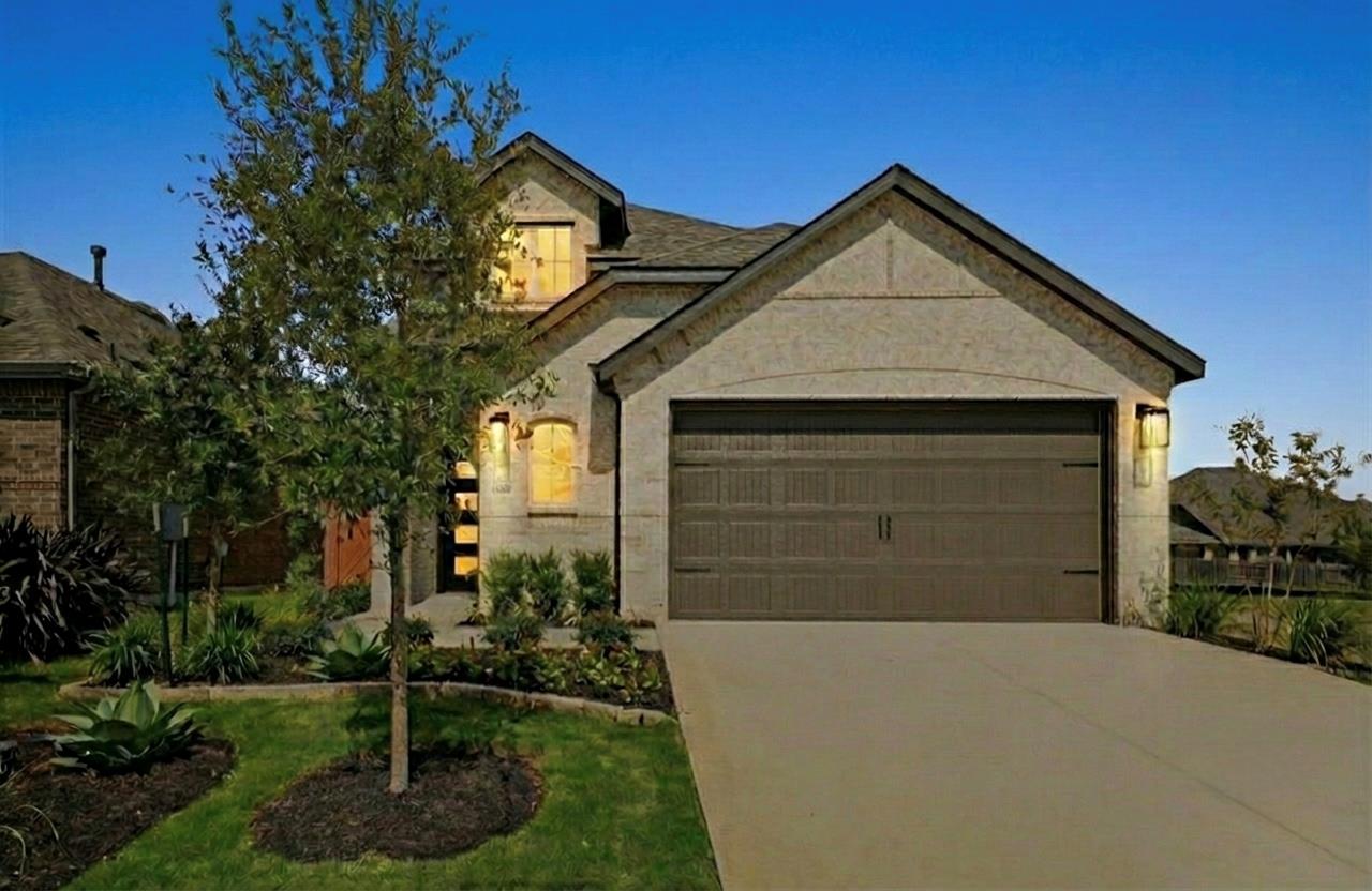 200 Bay Breeze DR