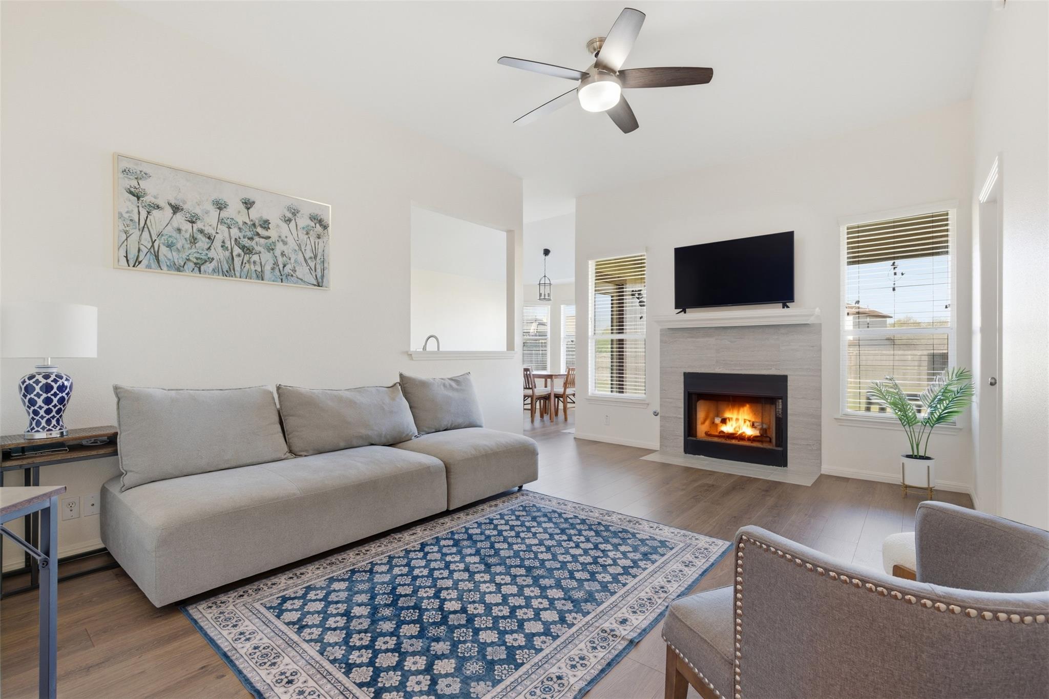 309 Dana DR