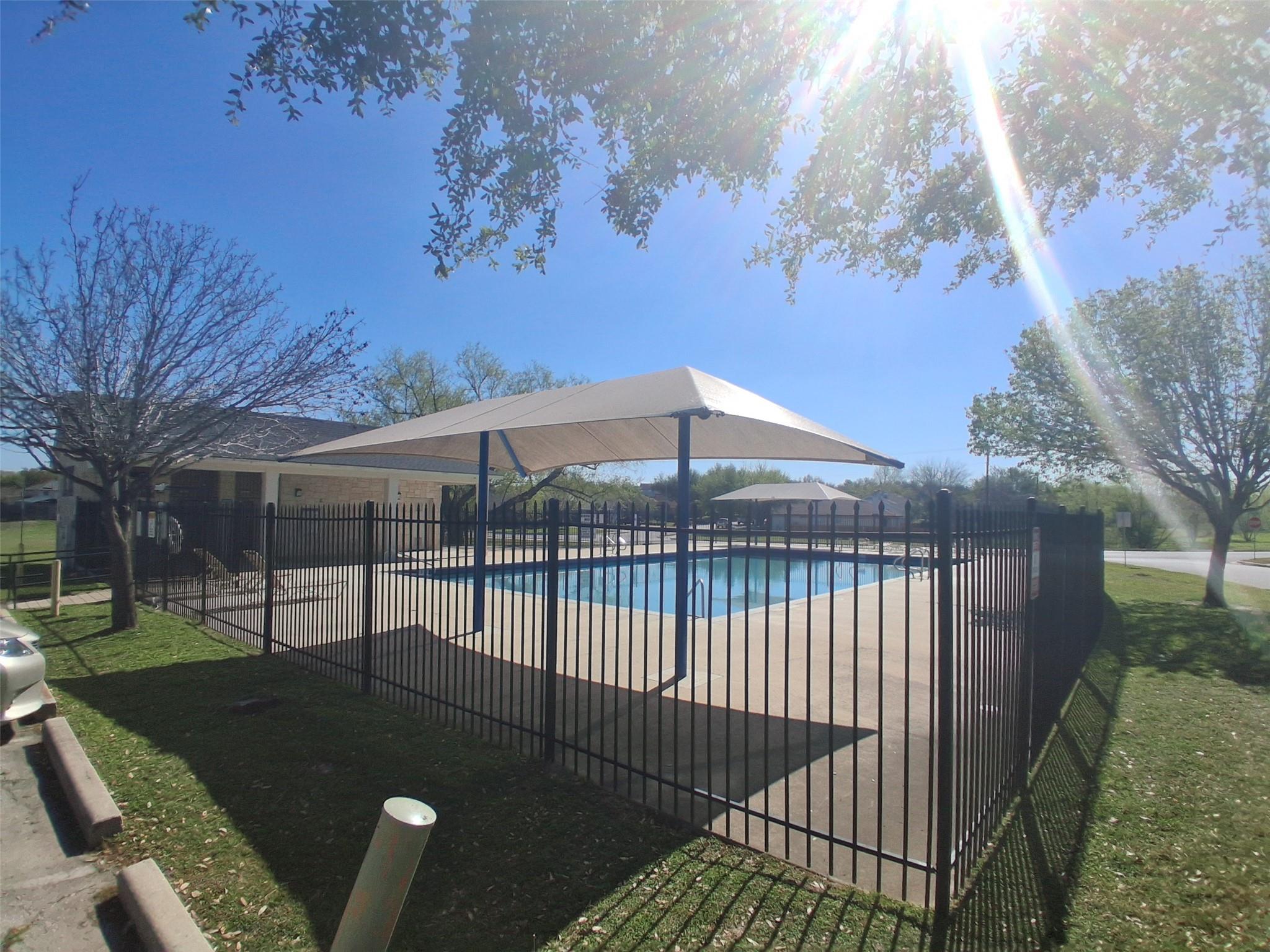 309 Dana DR