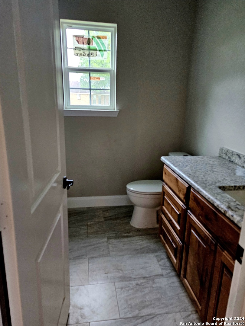 1115 Iris Crescent Dr