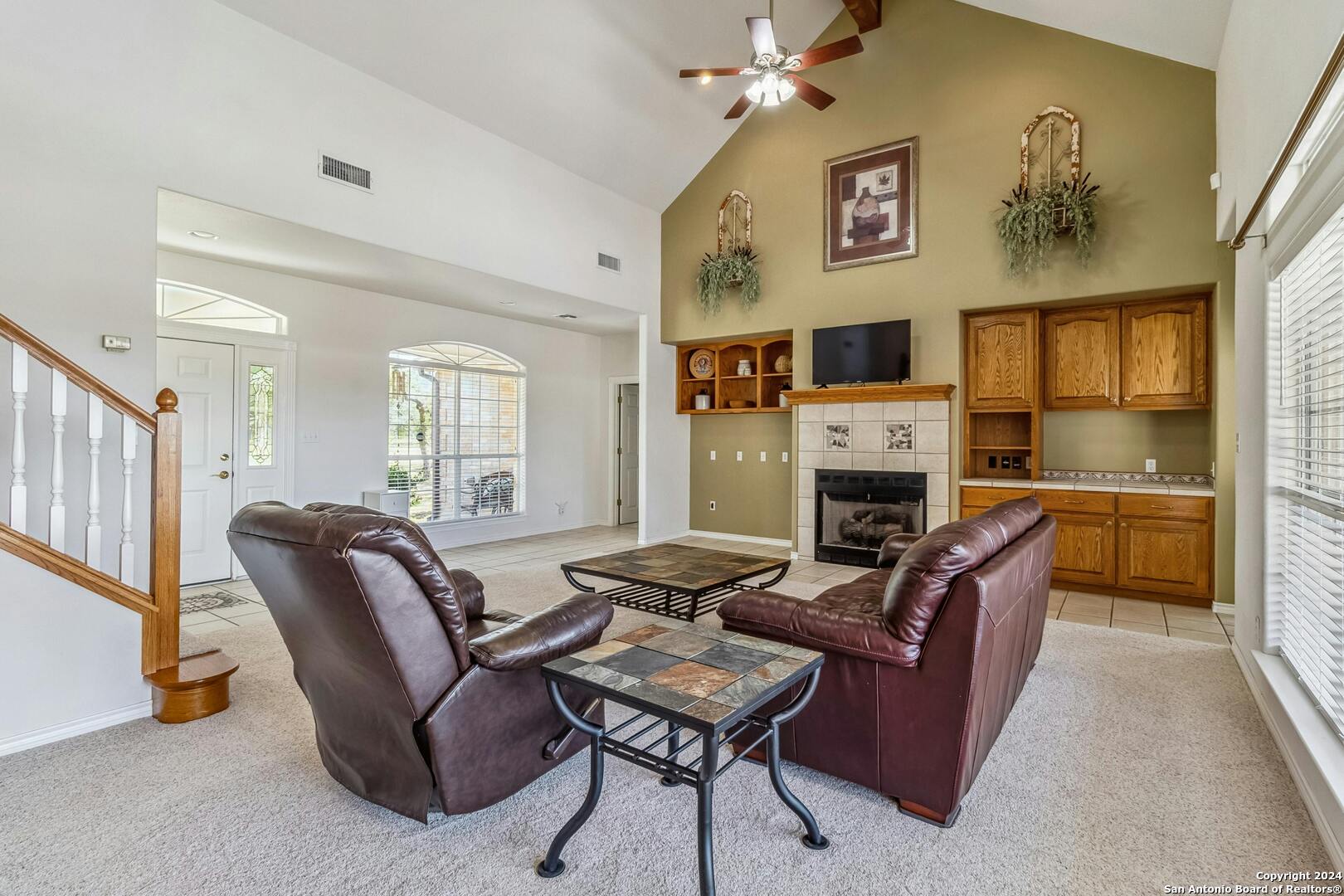 2101 Falconwood Dr