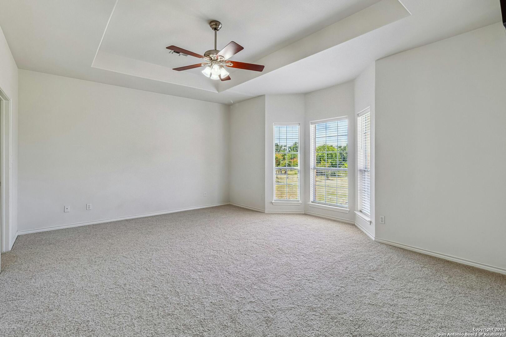 2101 Falconwood Dr