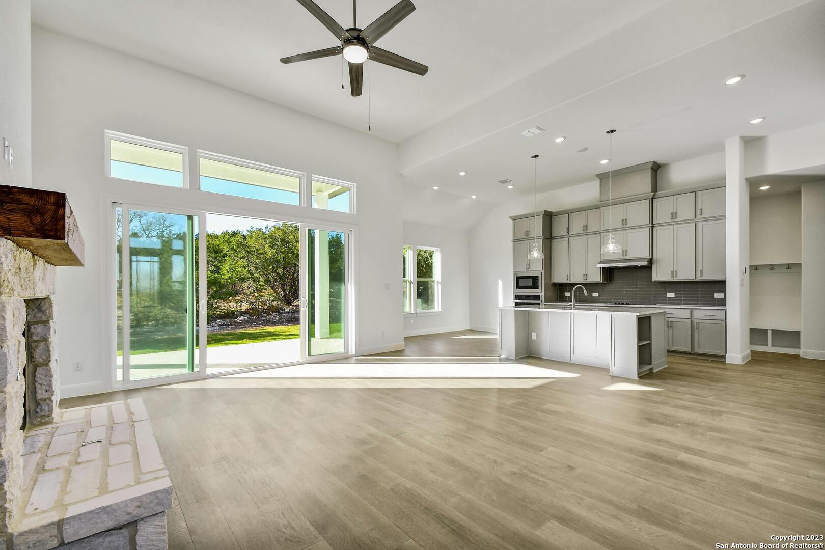 142 Alondra Ln