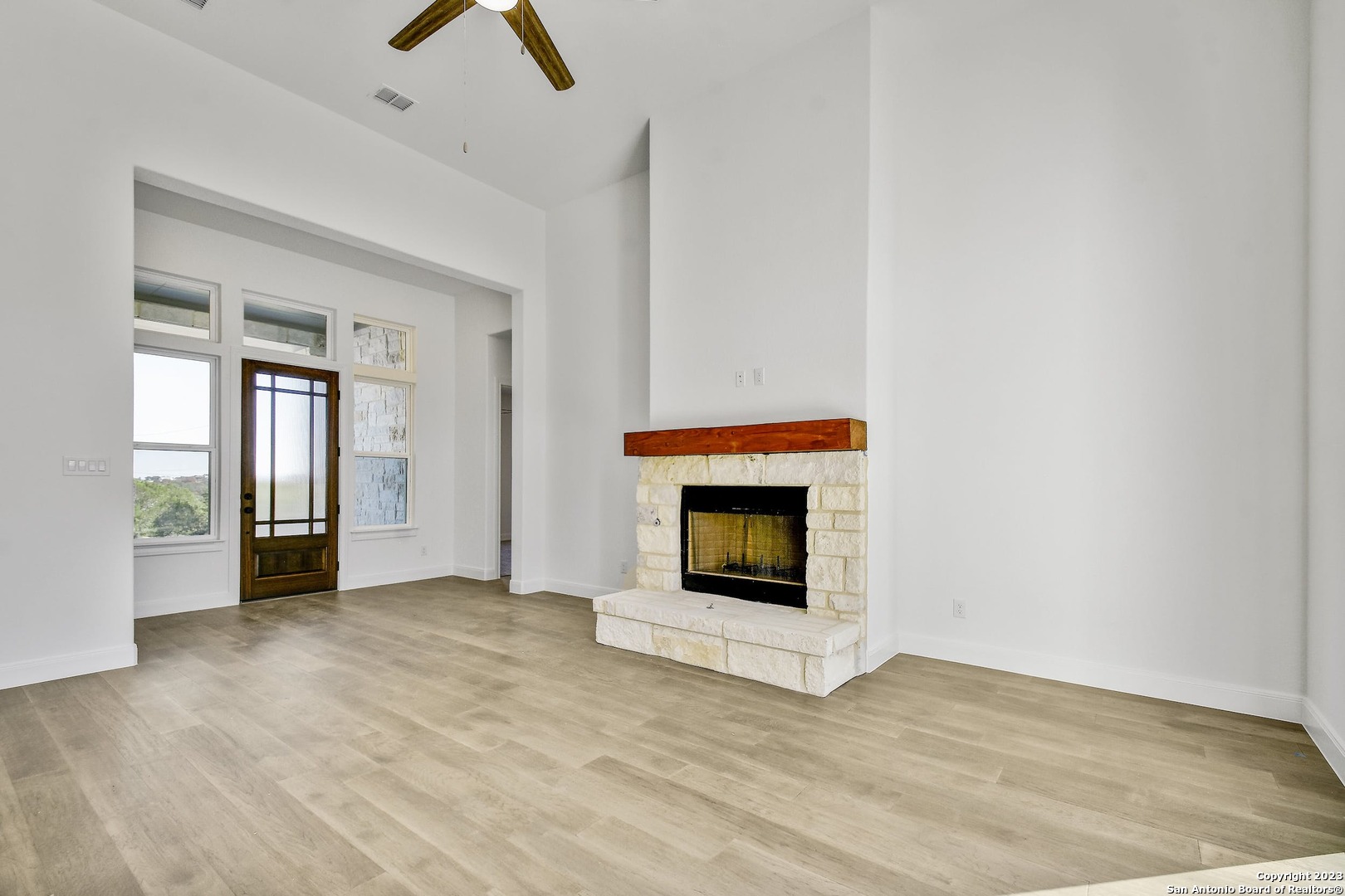 142 Alondra Ln