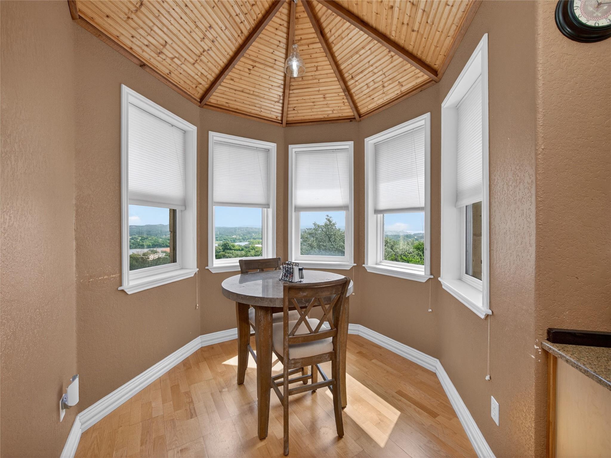 120 La Plata CT