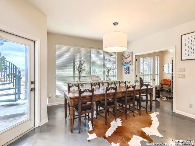 428 Oak Shores Dr.