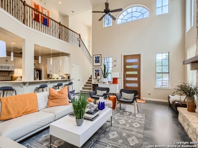428 Oak Shores Dr.