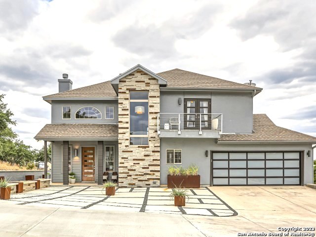 428 Oak Shores Dr.