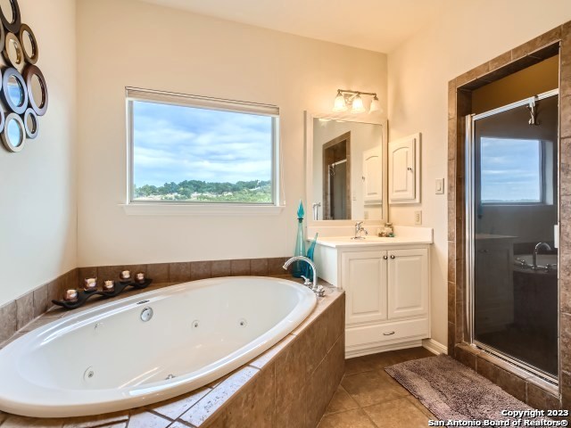 428 Oak Shores Dr.
