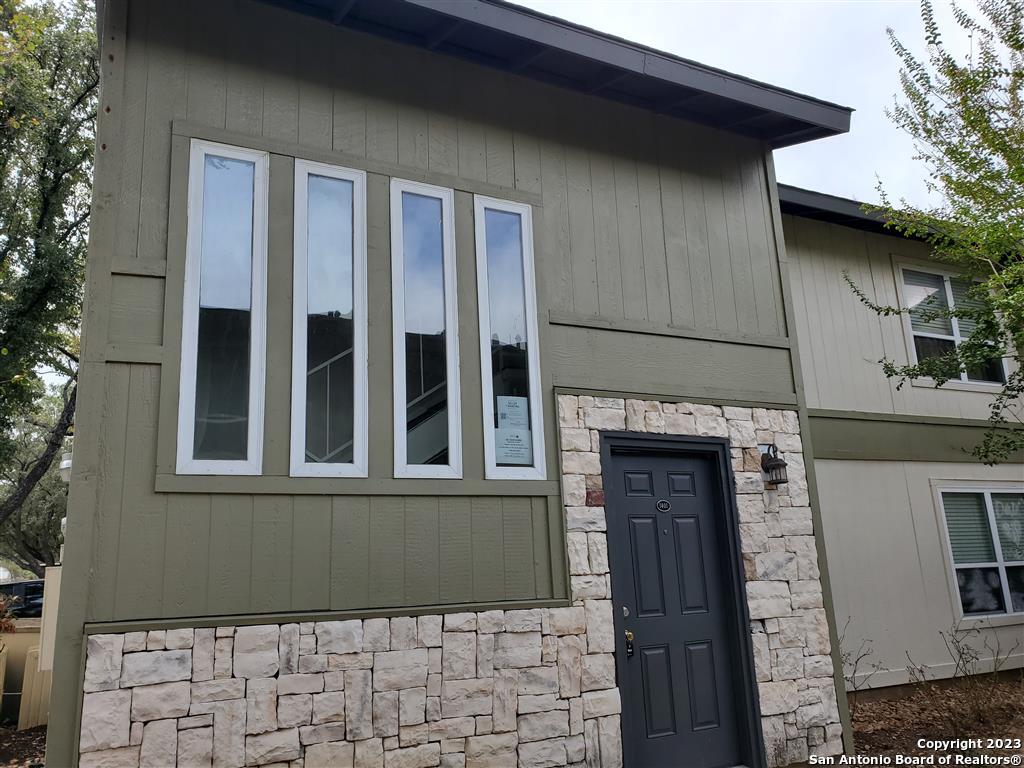 100 Lorenz Road Unit: 1401