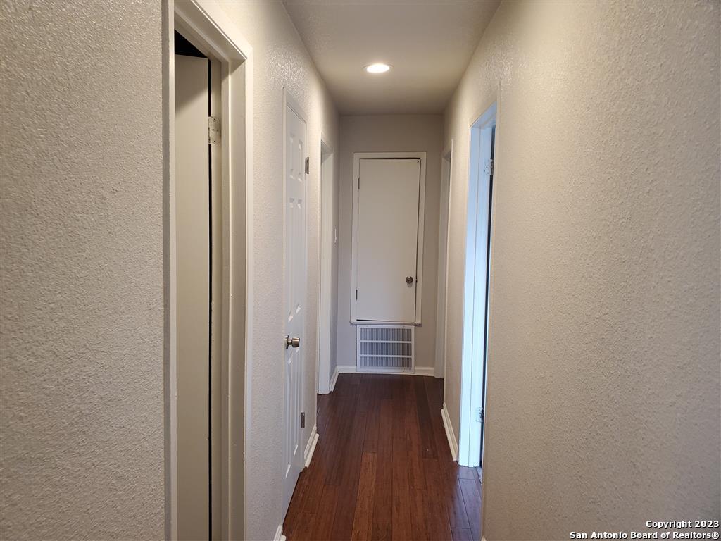 100 Lorenz Road Unit: 1401