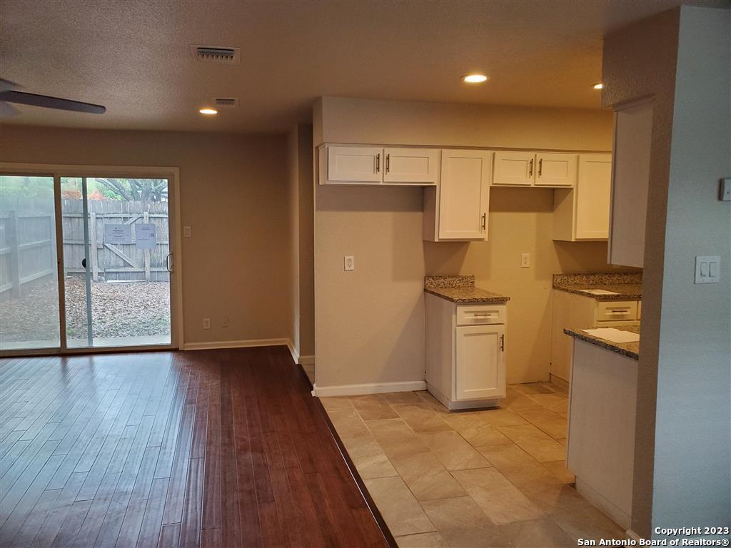 100 Lorenz Road Unit: 1401