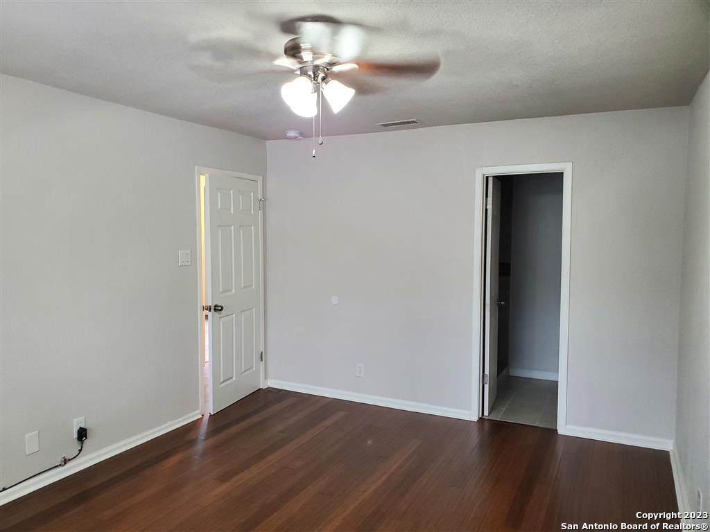 100 Lorenz Road Unit: 1401