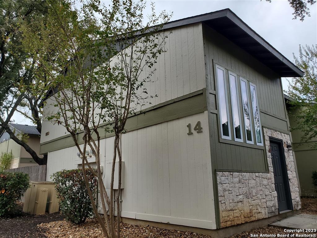 100 Lorenz Road Unit: 1401