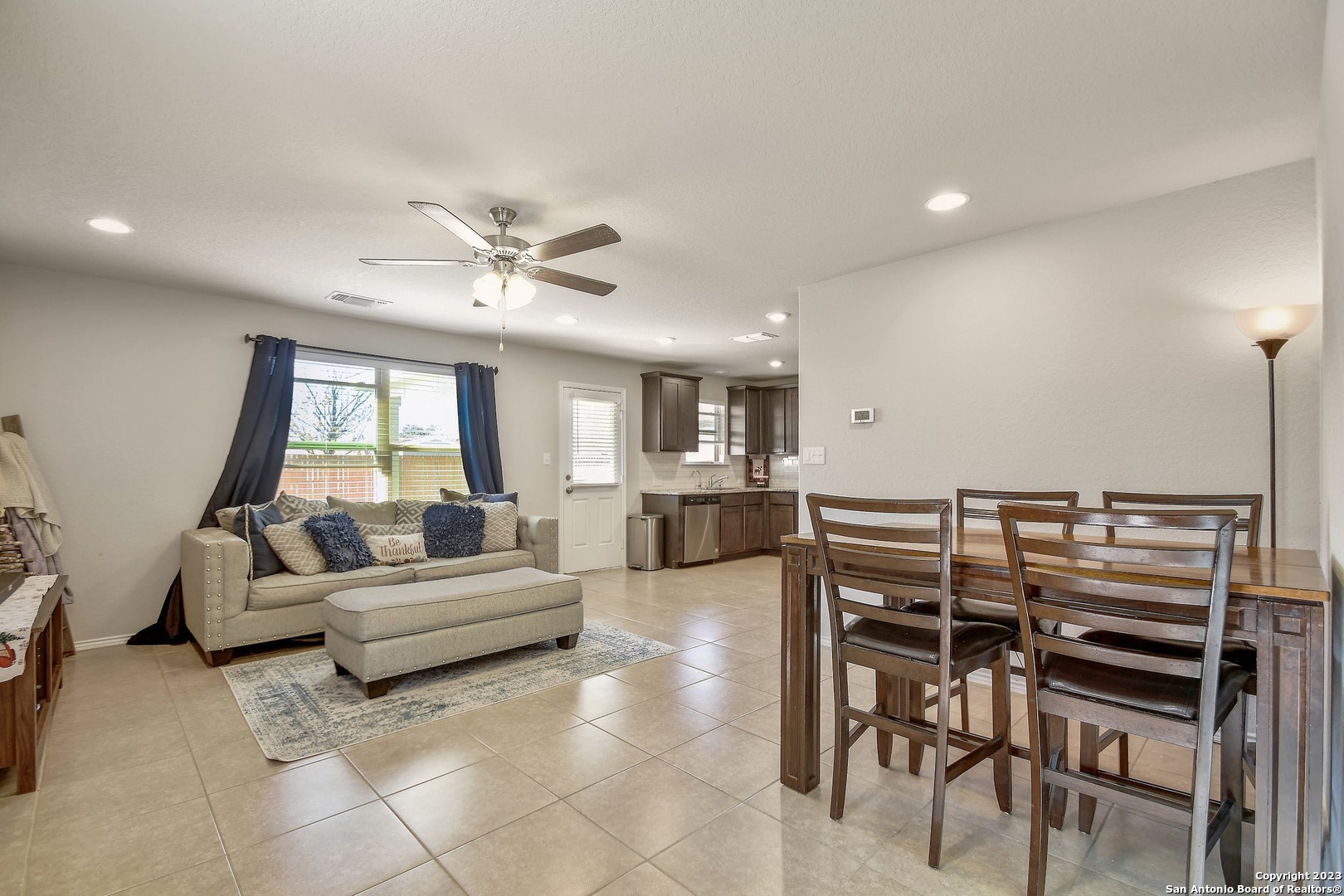 2556 Smokey Cove