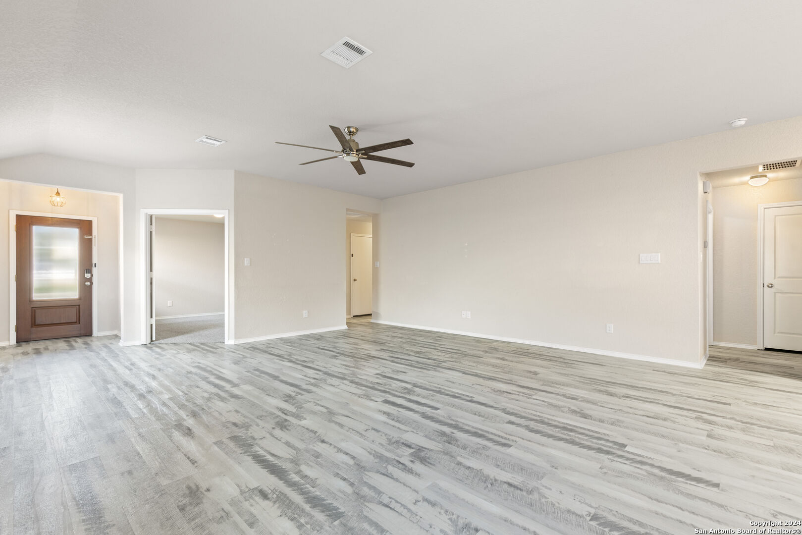 32128 Camellia Bend