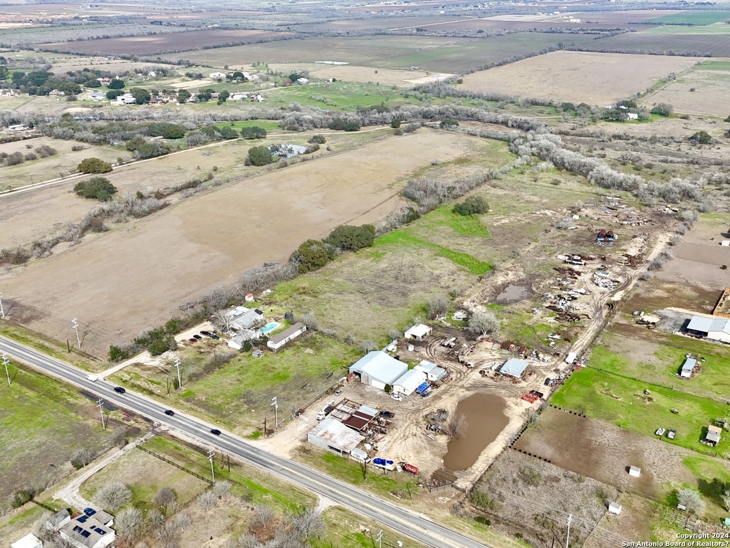 7668 E FM 1518 N