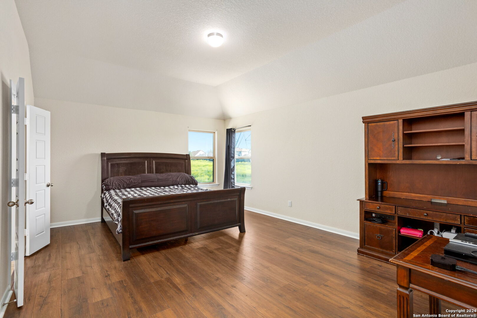 8027 CHASEMONT CT
