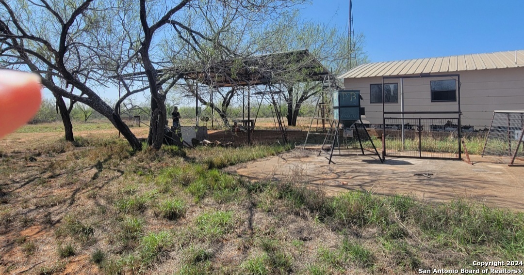 1526 Sandy Road