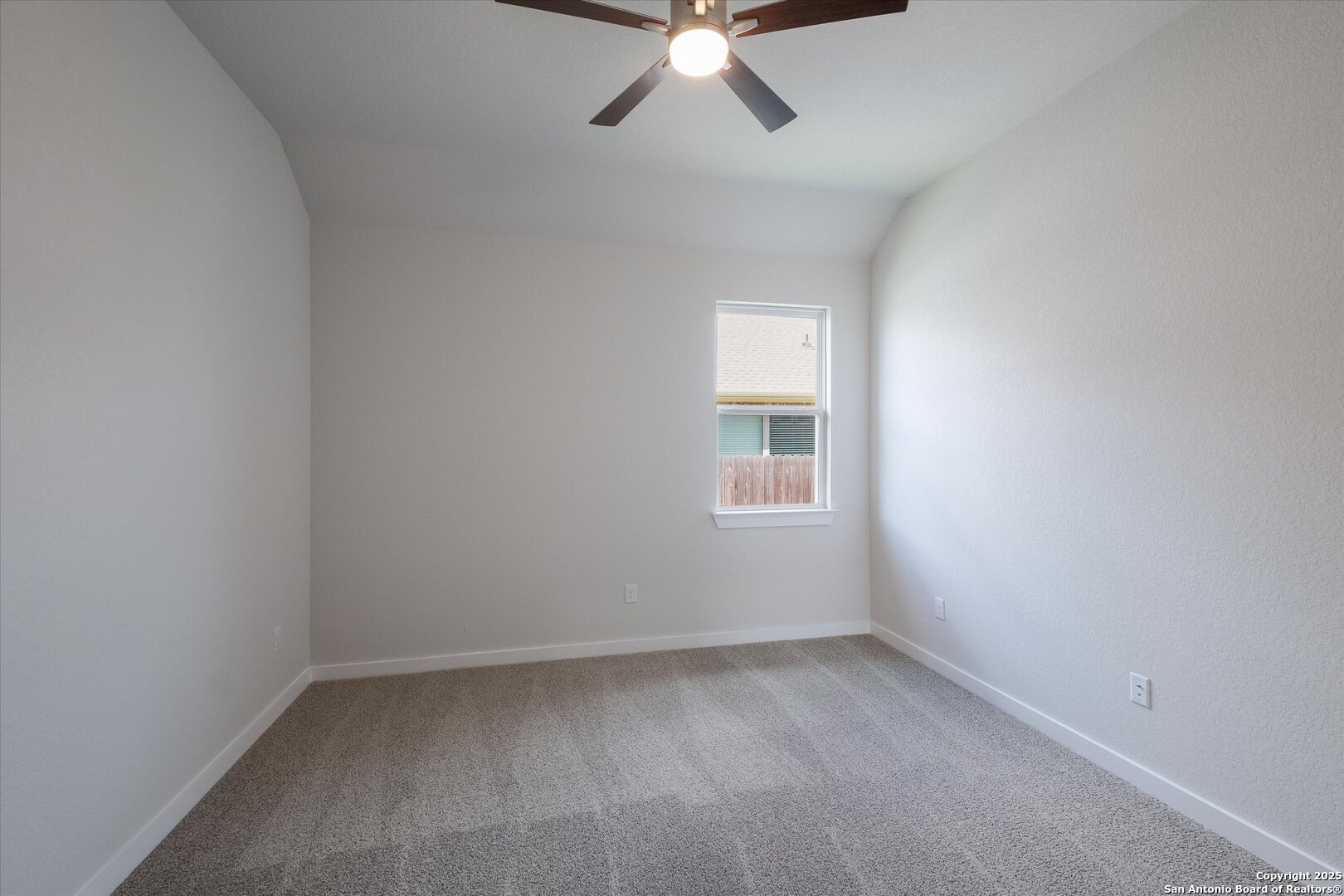 453 Foxtail Valley