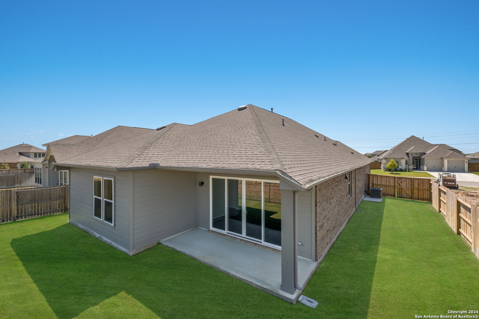453 Foxtail Valley