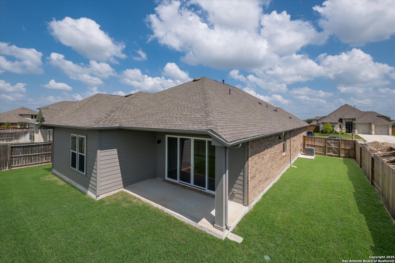 453 Foxtail Valley