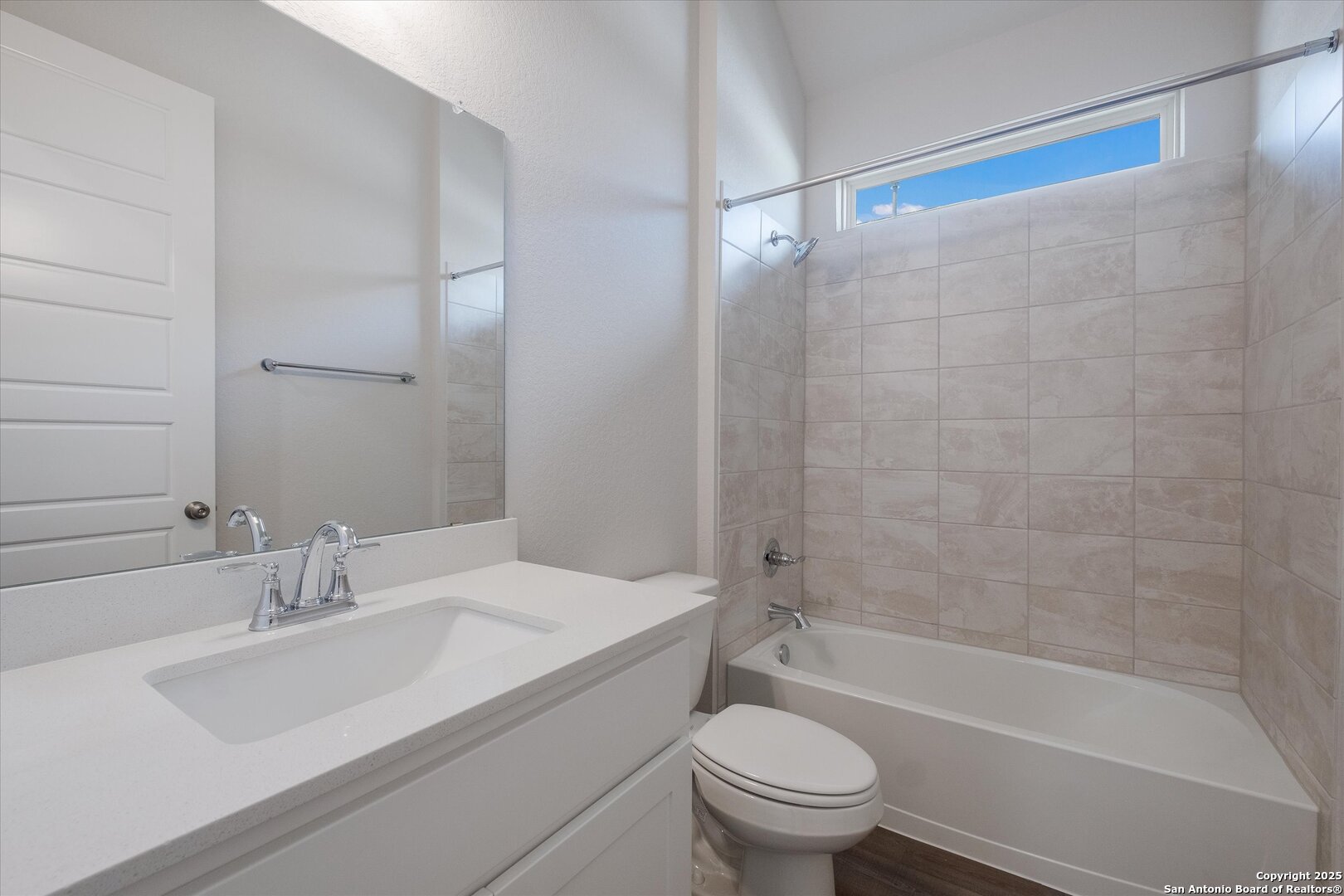 453 Foxtail Valley