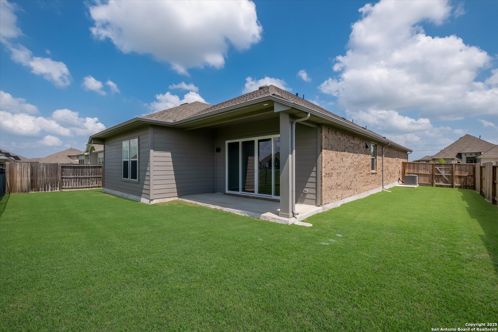 453 Foxtail Valley