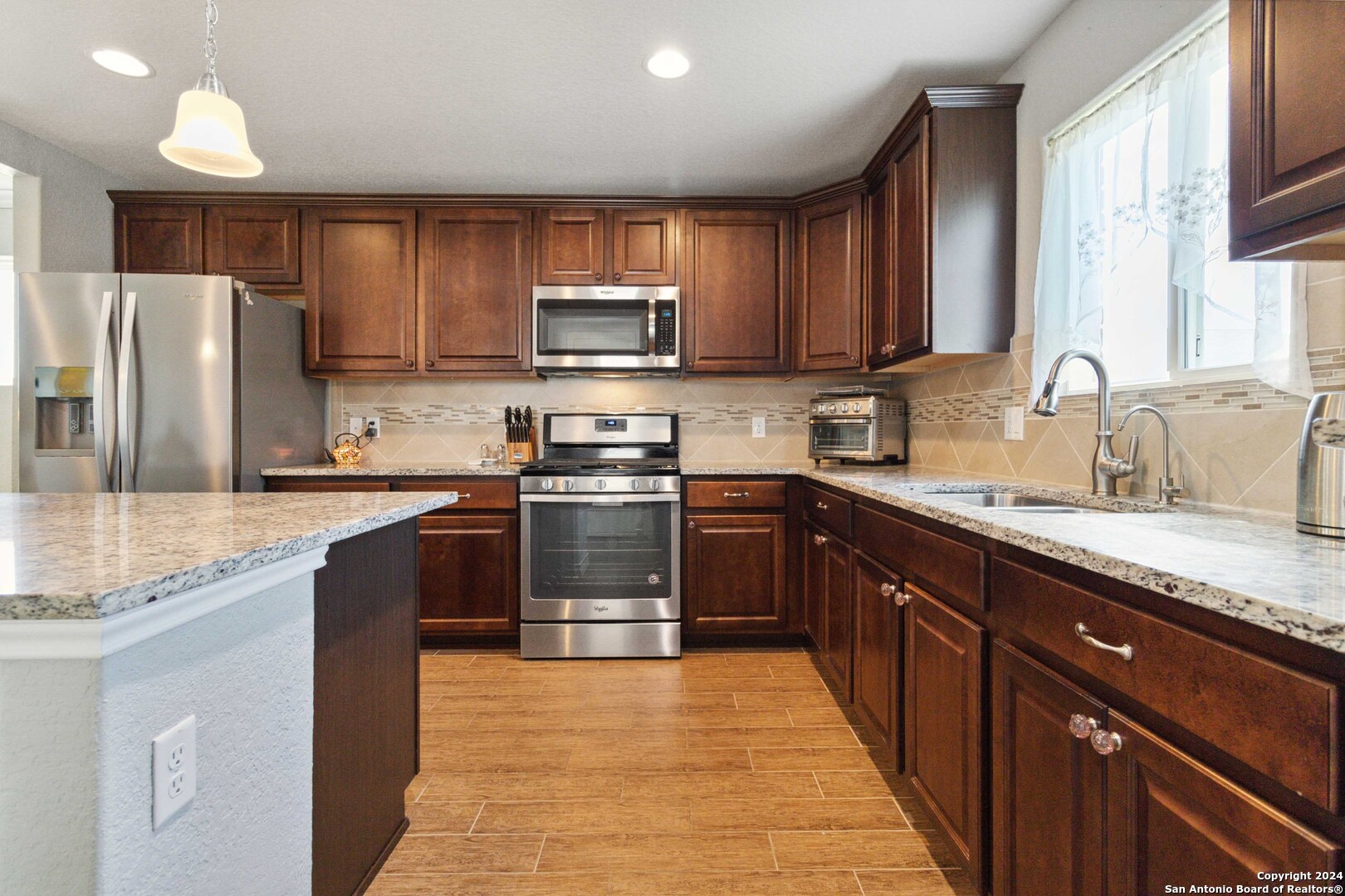 13026 Salt Fork