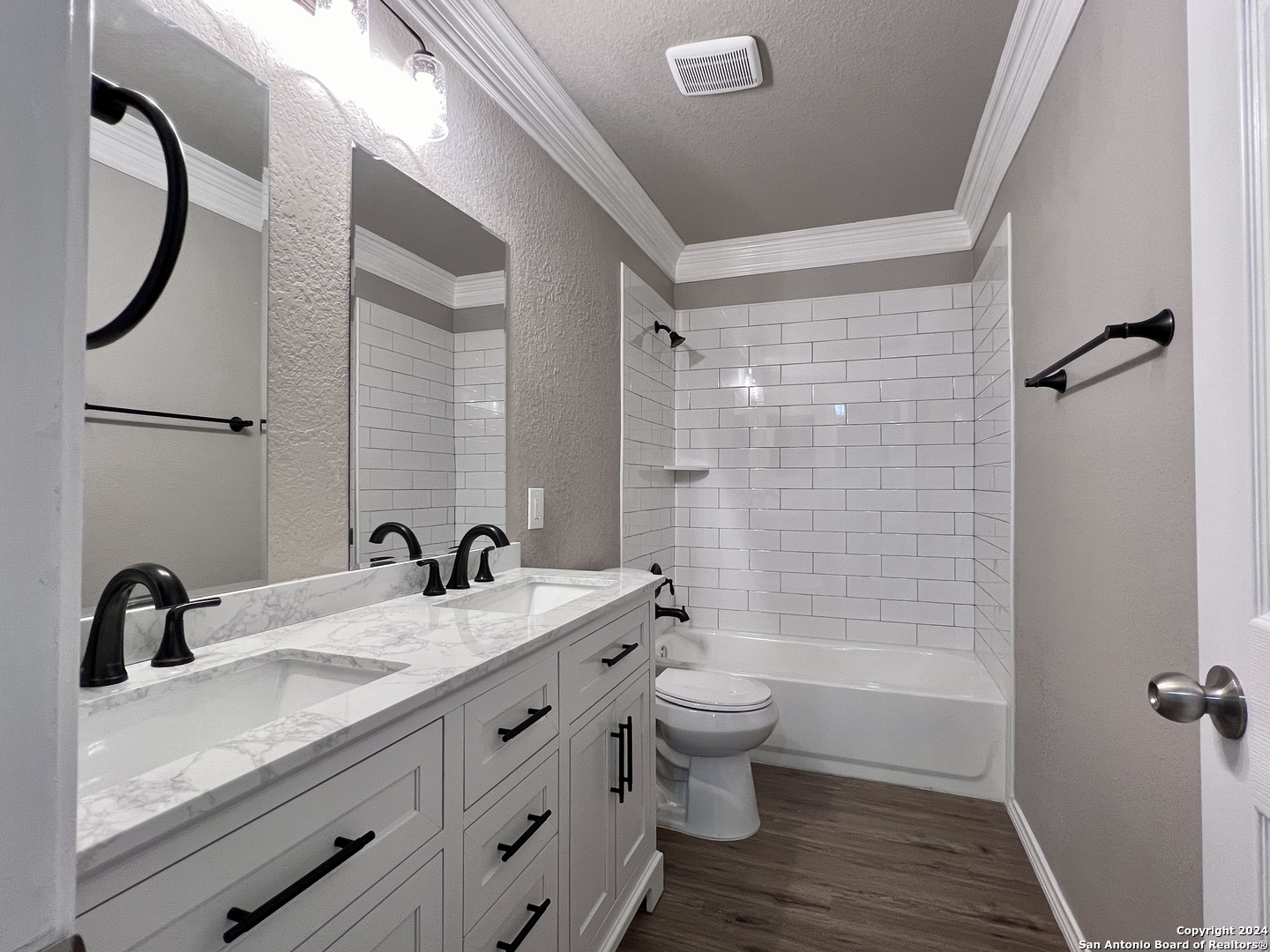 8022 Sheppard Knoll