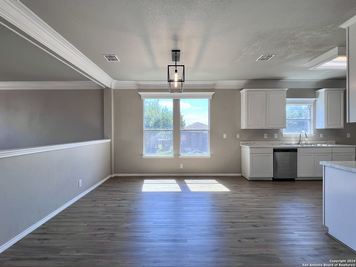 8022 Sheppard Knoll