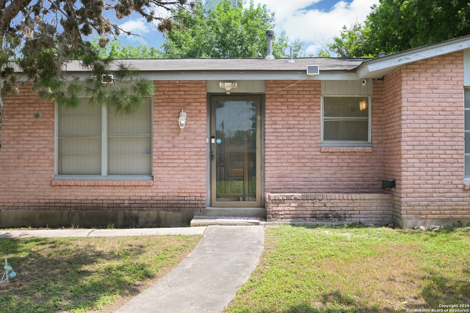 4811 Lyceum Dr