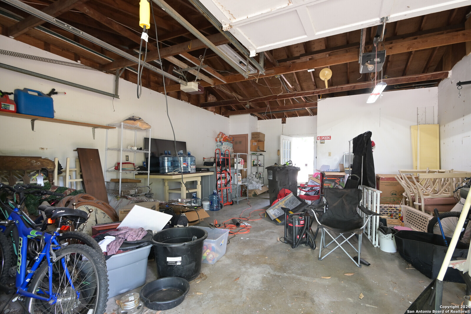 4811 Lyceum Dr
