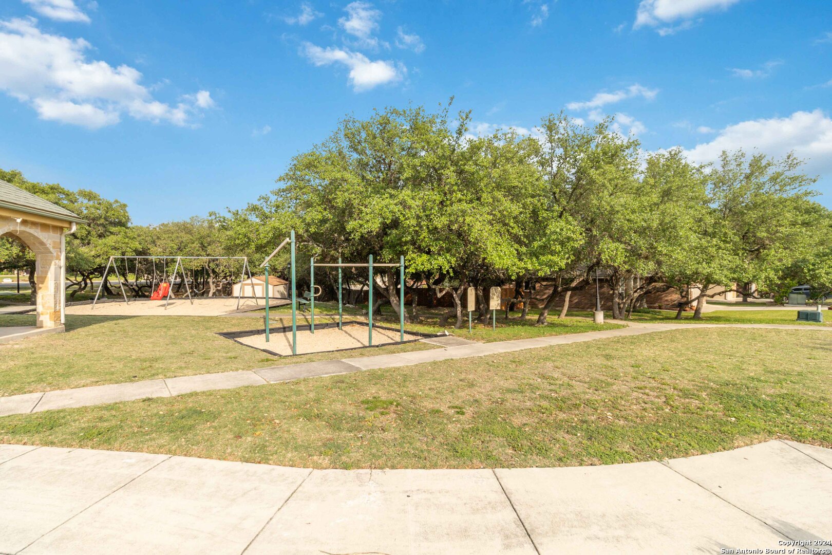 3218 FONTENAY PARK