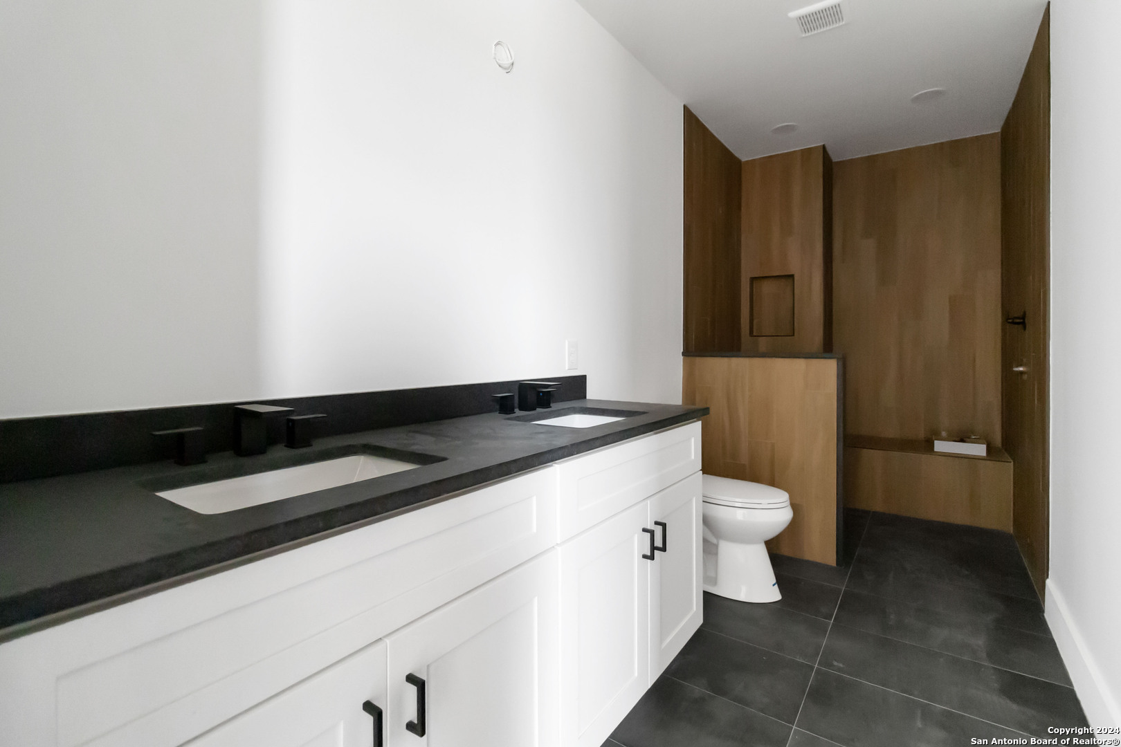 521 Primrose Path
