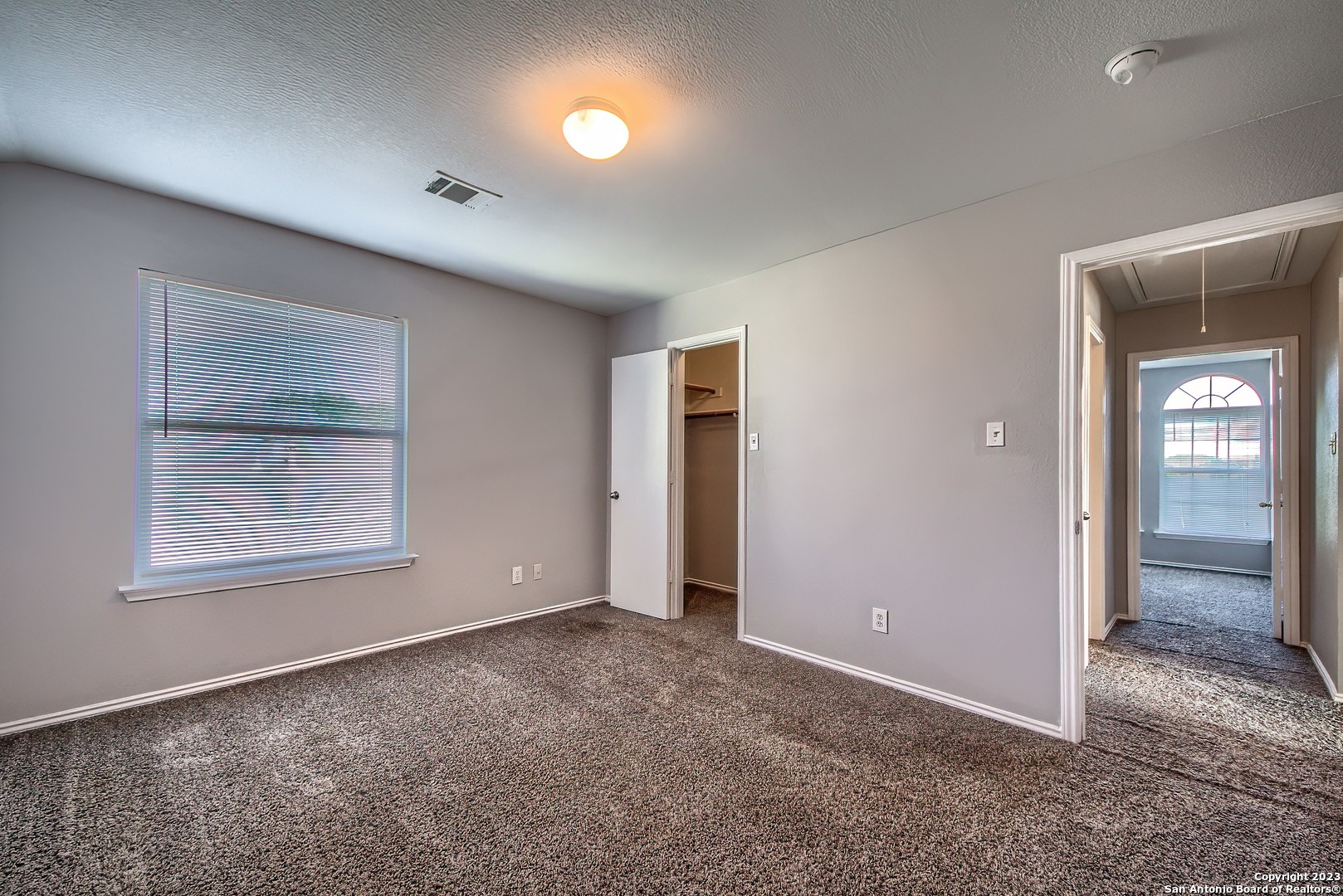 236 LONGHORN WAY