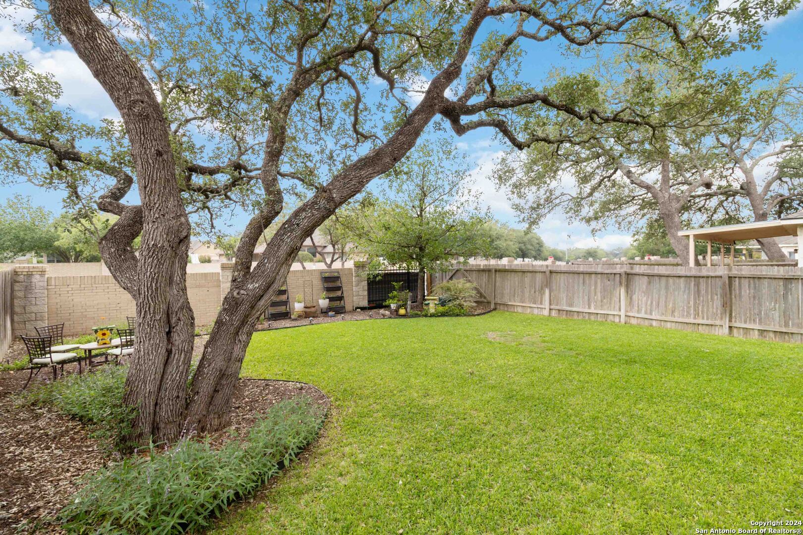 218 RED WILLOW