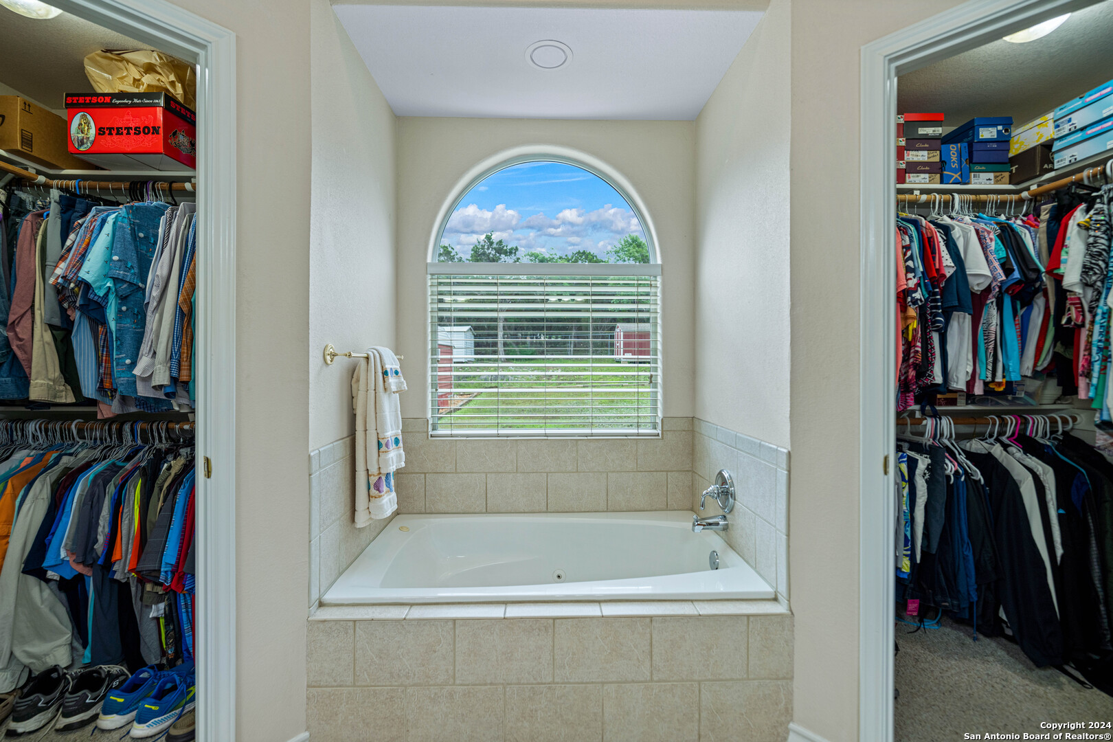 261 Gallagher Dr
