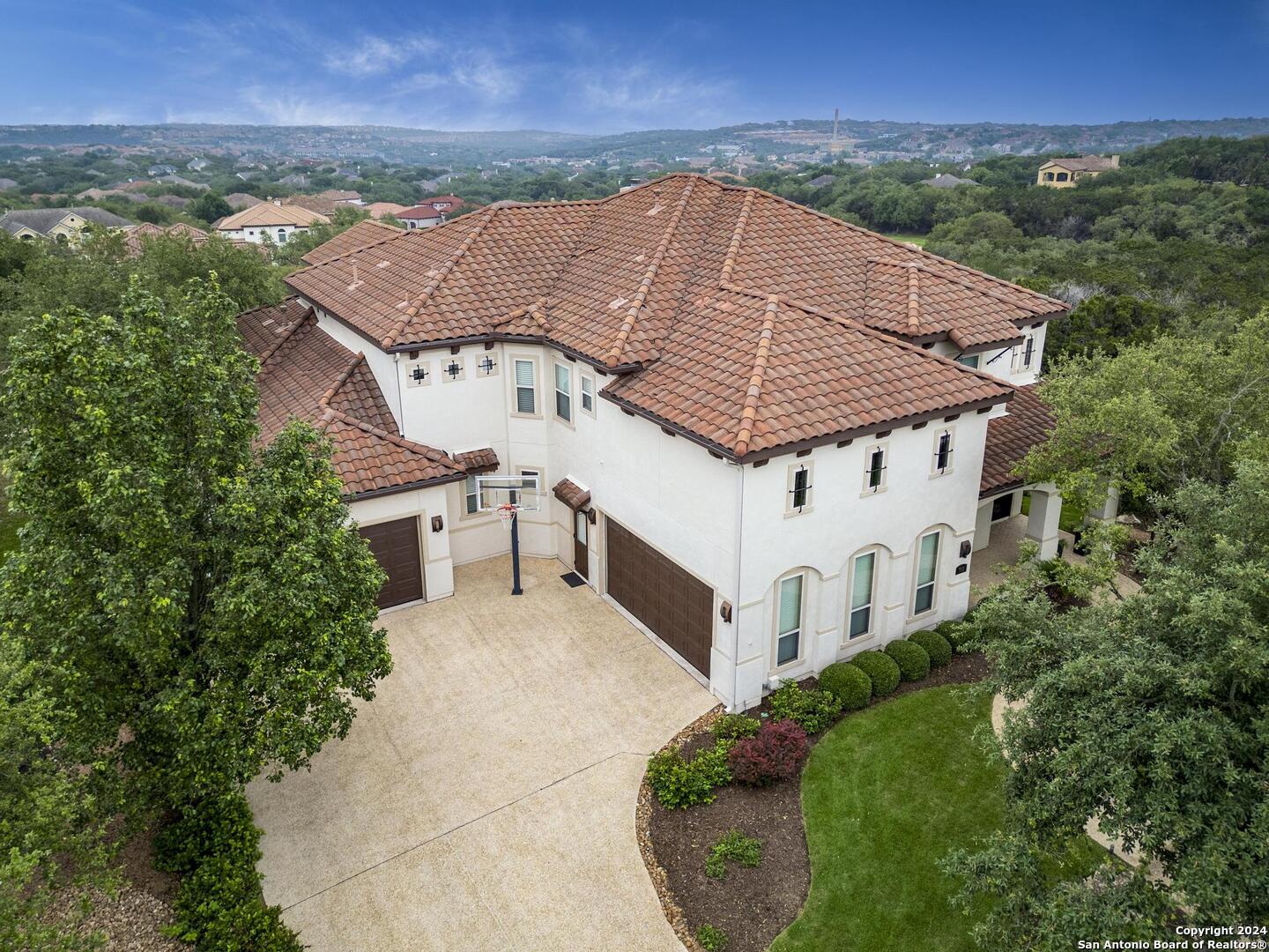 702 SLICERS HOLE