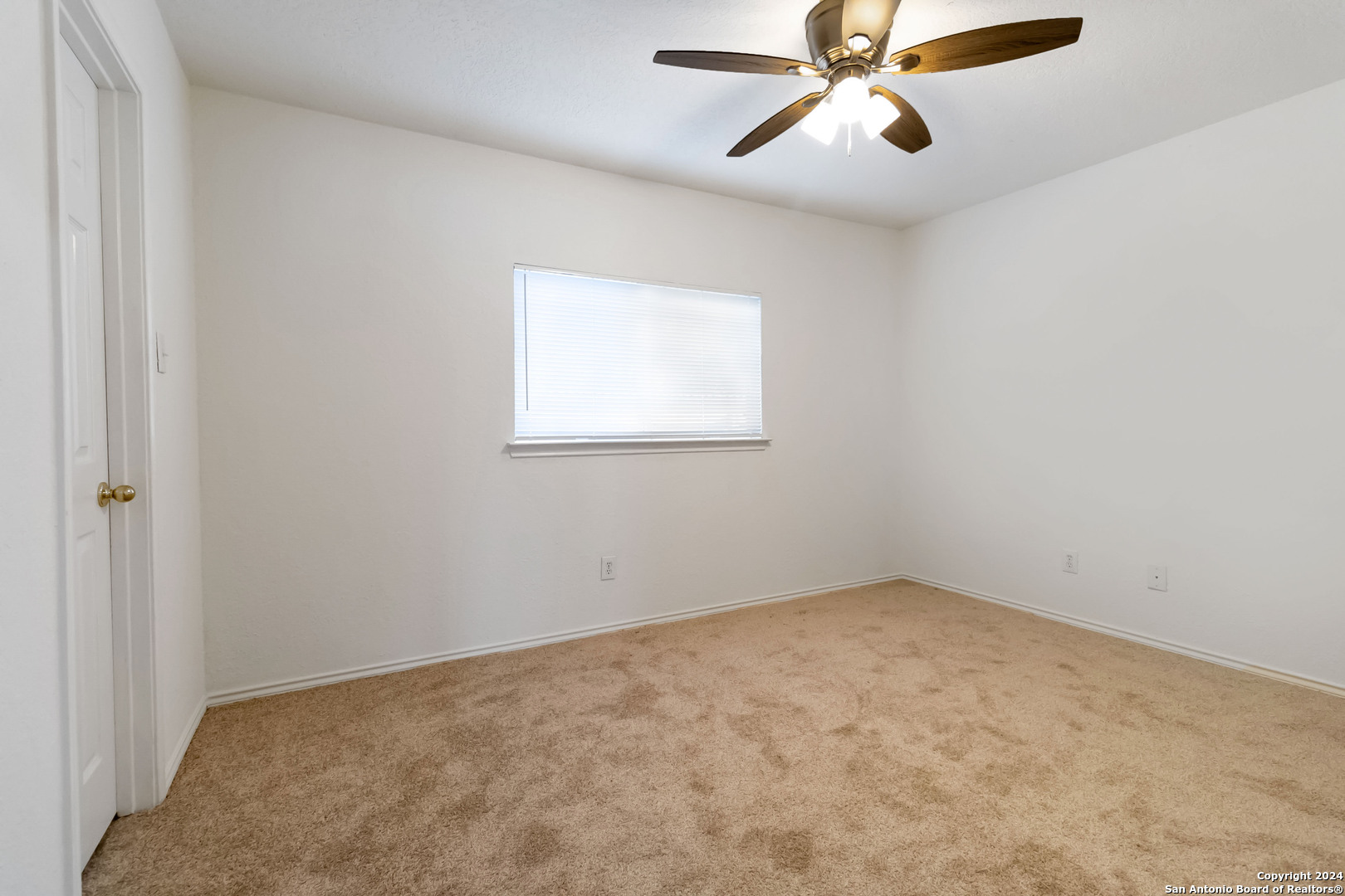 3903 Whisper View Dr