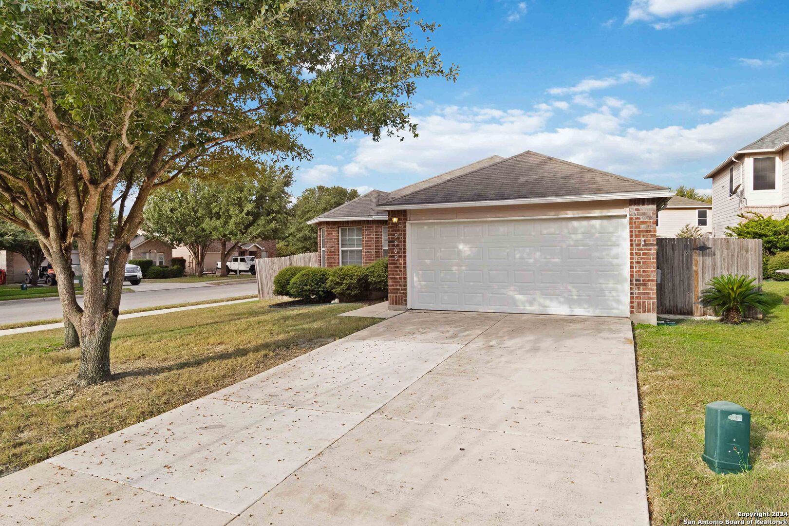 3903 Whisper View Dr