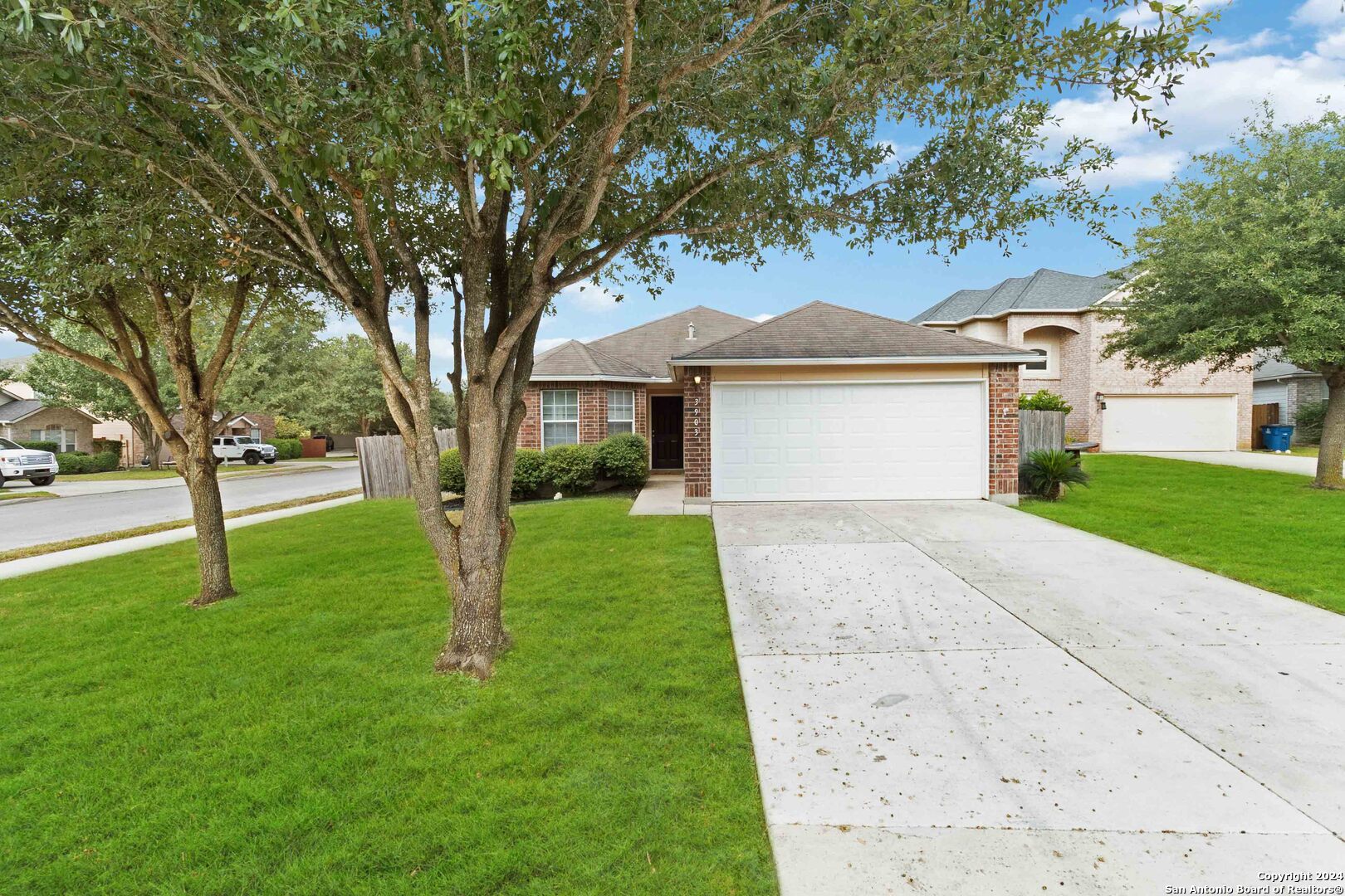 3903 Whisper View Dr