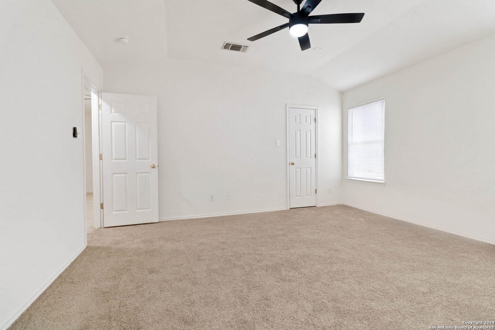 3903 Whisper View Dr