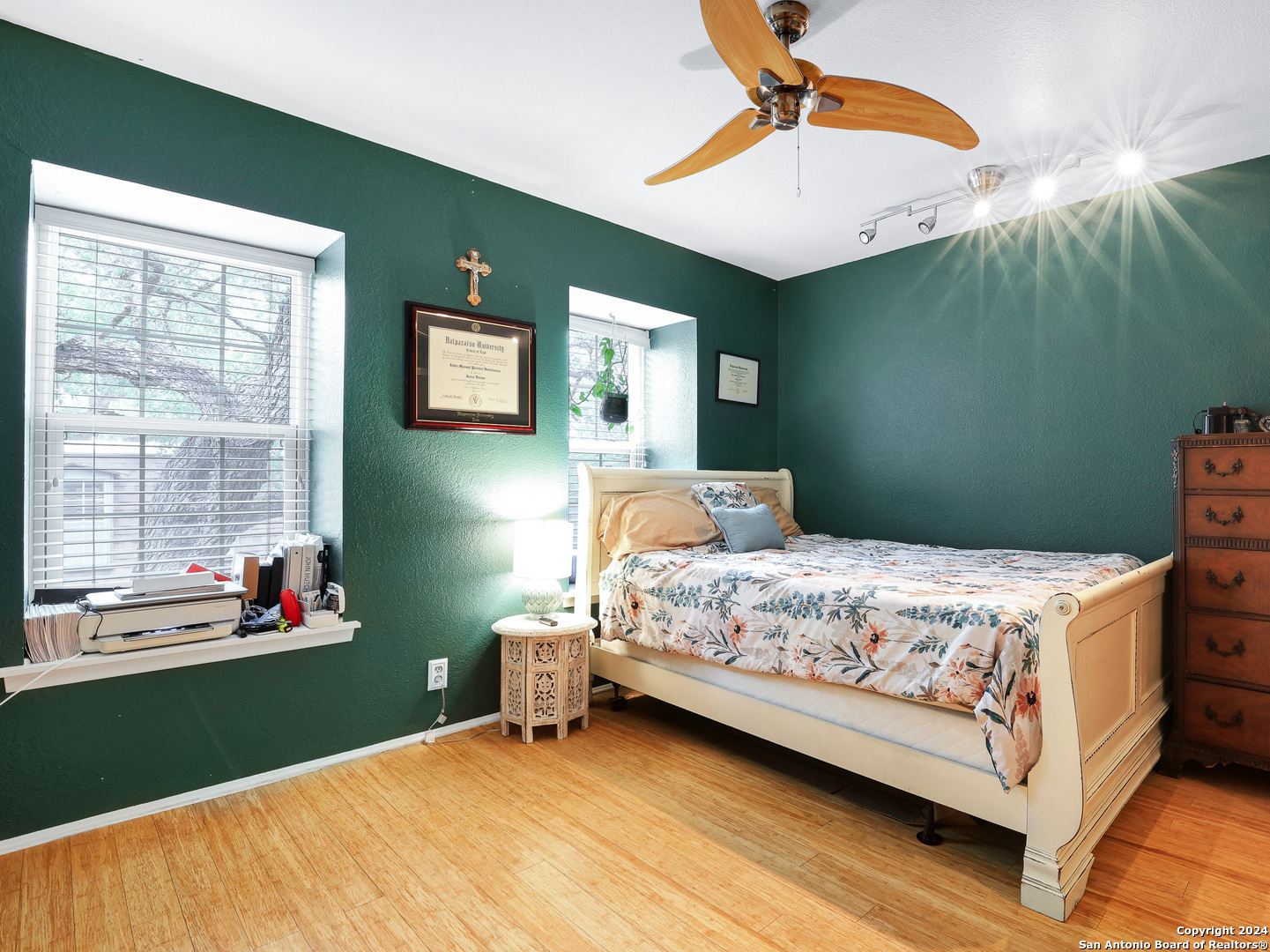 1045 Shook Ave Unit: 144H