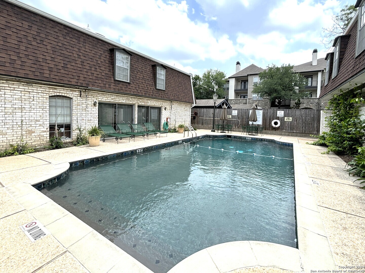 1045 Shook Ave Unit: 144H
