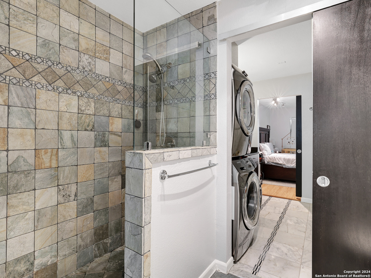1045 Shook Ave Unit: 144H